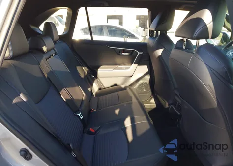 2024 Toyota Rav4 Hybrid Xse z USA, uszkodzony, nr VIN JTME6RFV2RD565349